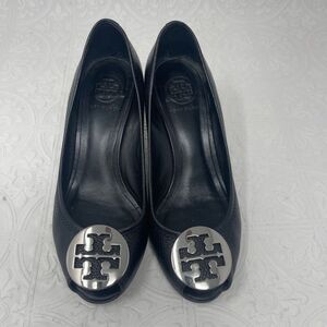 Tory Burch Black Silver Medallion Sally 2 Leather Wedge Pumps Heels Size 7M